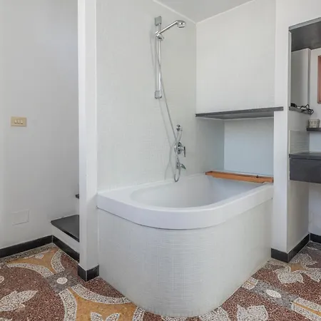 Ferienhaus Torre Dell'amore, Genova, Seaview