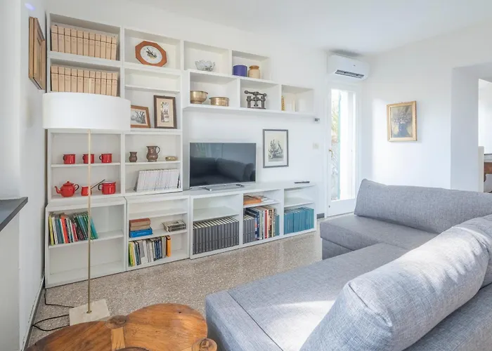 Сasa de vacaciones Torre Dell'amore, Genova, Seaview *