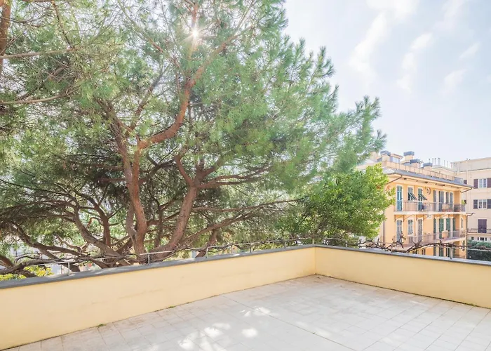 Torre Dell'amore, Genova, Seaview